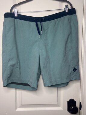 Free Fly Men's Hydro Shorts in Heather Reef DWR Fishing Outdoor Boat size L